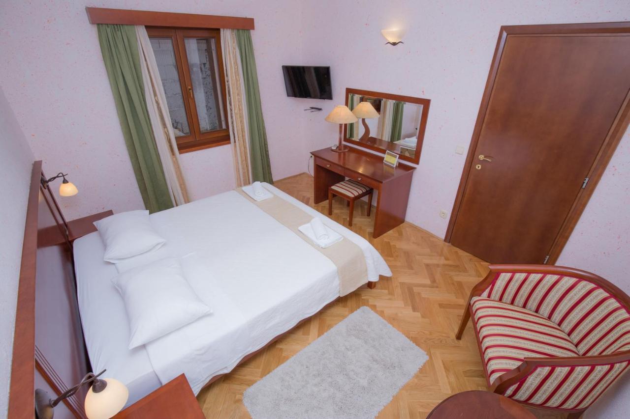 Apartment Plava Laguna Primosten Bagian luar foto
