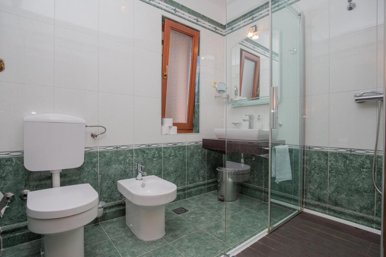 Apartment Plava Laguna Primosten Bagian luar foto