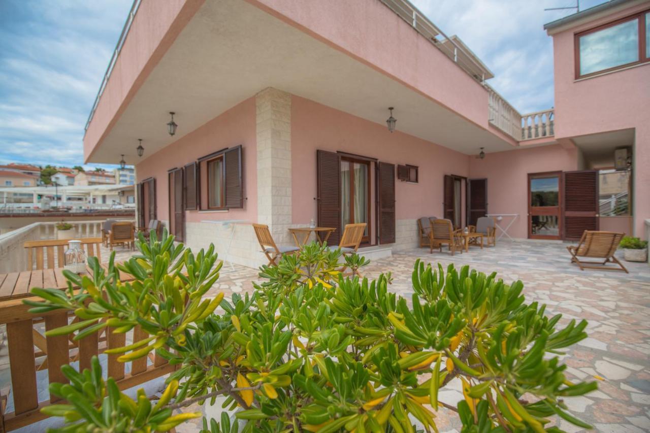 Apartment Plava Laguna Primosten Bagian luar foto