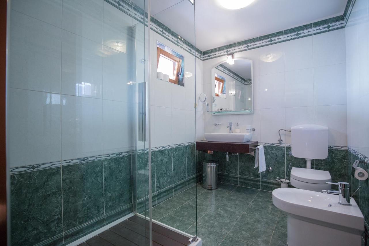 Apartment Plava Laguna Primosten Bagian luar foto